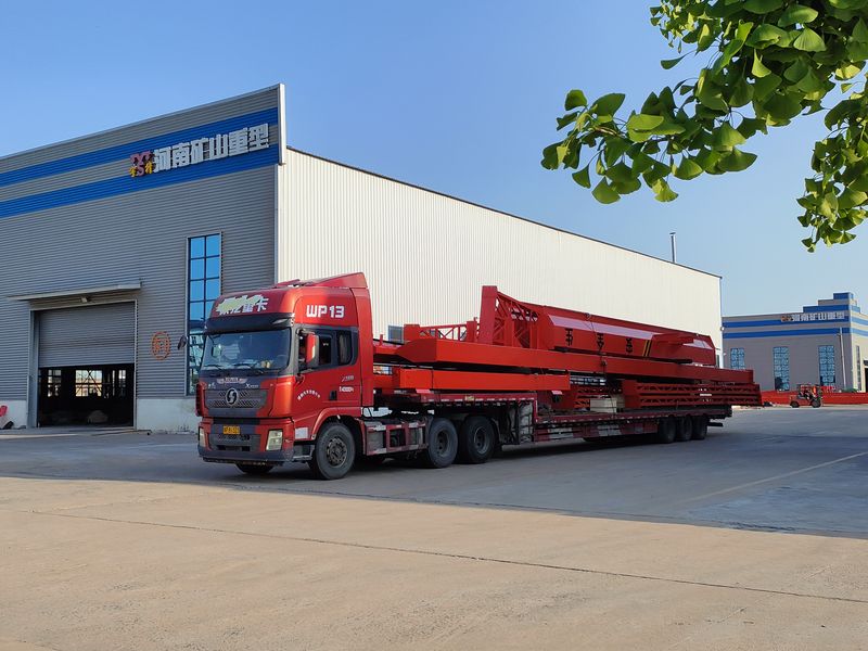 電動葫蘆門式起重機 2臺 MHxh10t—25m 外懸5/5m MHxh5t—23m 外懸4.5/4.5m 制作完成，發往青海交付客戶使用